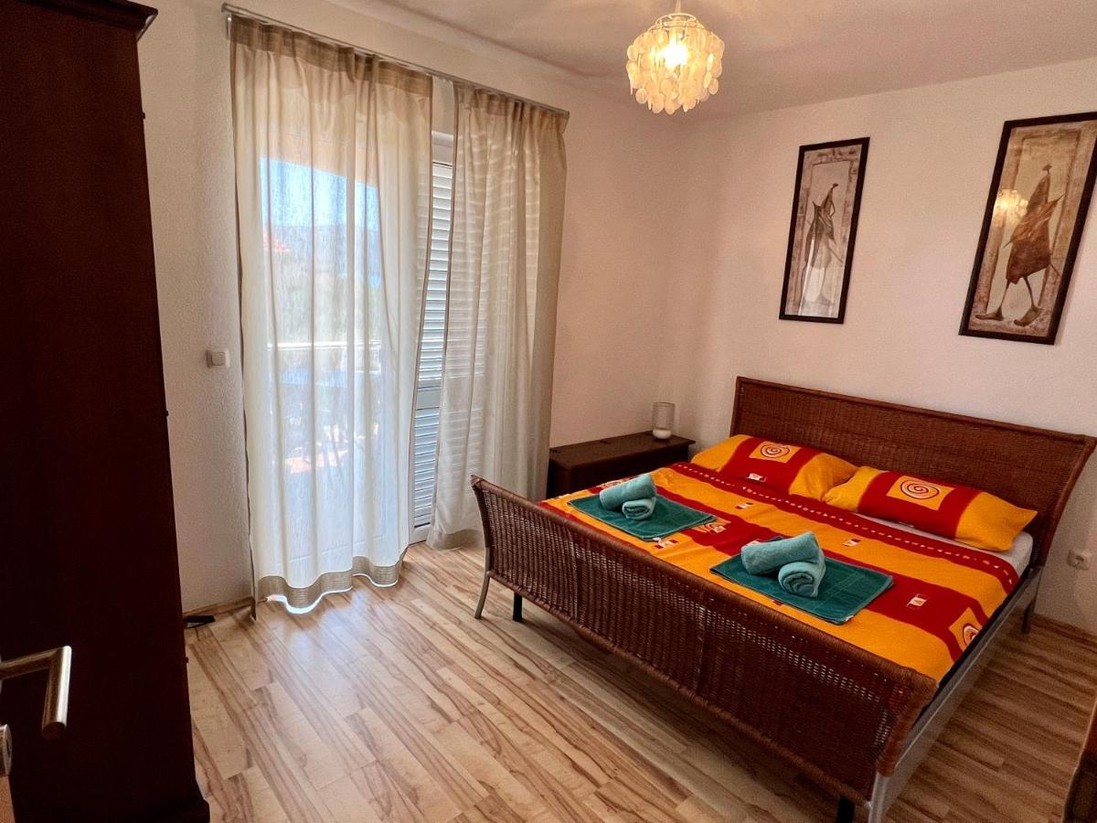 Apartment-Julia Seget Vranjica Extérieur photo